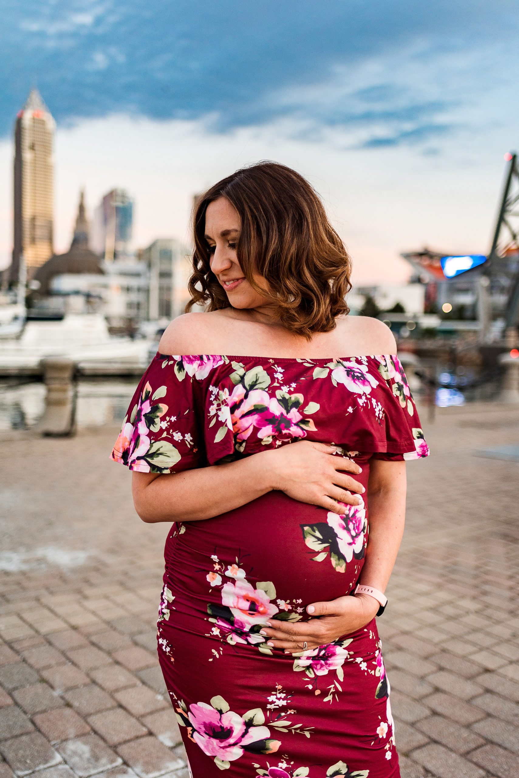 Cleveland Lifestyle Maternity Photographer